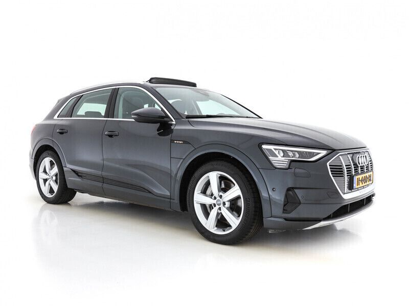 Grijs Gebruikt 2019 Audi e-tron SUV | € 27.945 (Eerlijke prijs) - Afbeelding 1/4