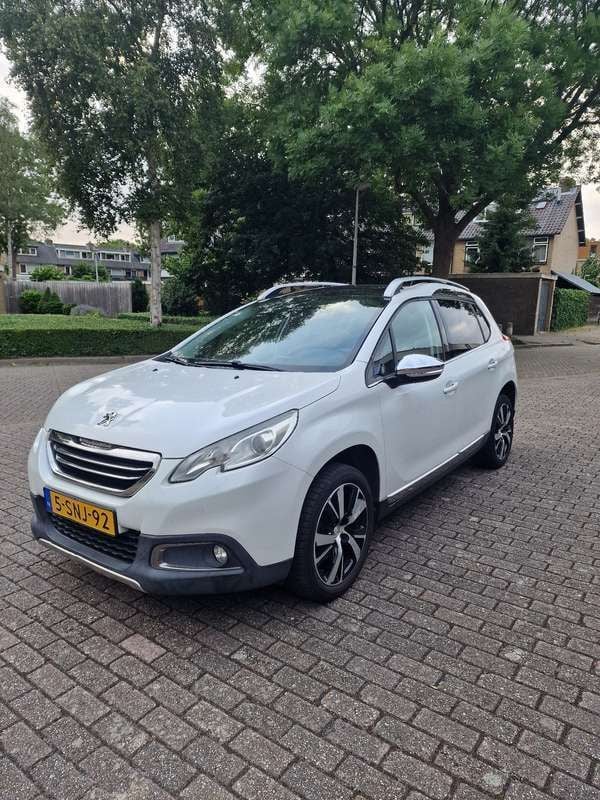Wit Gebruikt 2013 Peugeot 2008 SUV | € 6.750 (Eerlijke prijs) - Afbeelding 1/4