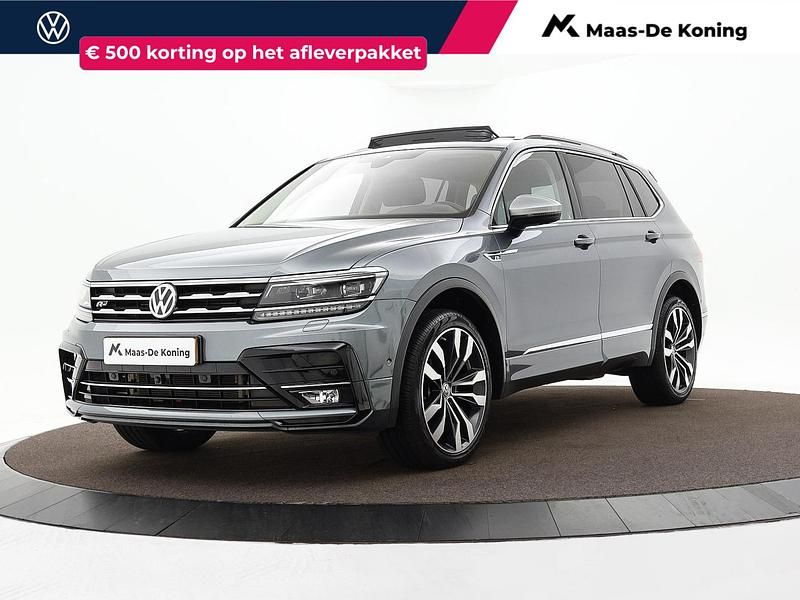 Grijs Gebruikt 2019 VW Tiguan Highline SUV | € 37.440 (Iets duurder) - Afbeelding 1/4