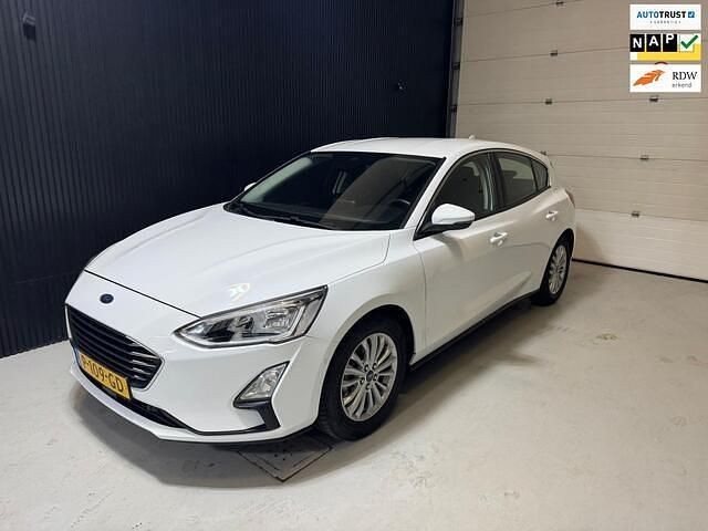 Wit Gebruikt 2018 Ford Focus Business Edition Hatchback | € 10.950 (Eerlijke prijs) - Afbeelding 1/4