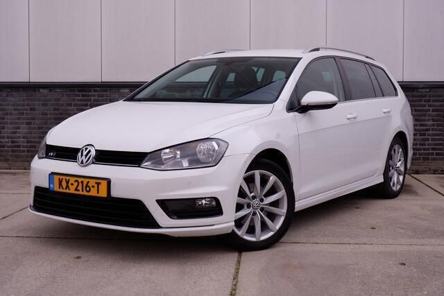 Wit Gebruikt 2017 VW Golf VII R-line Stationwagen | € 12.900 (Super prijs) - Afbeelding 1/4