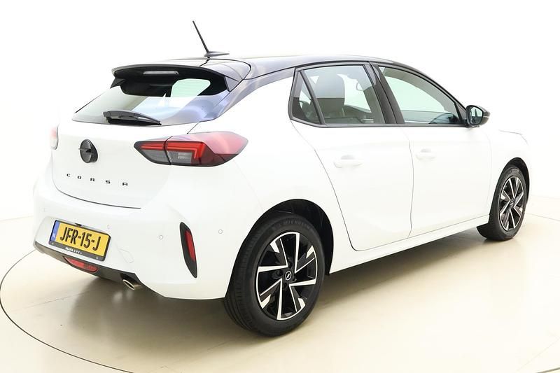 Occasion Opel Corsa 102 PK (75 kW) 2024 Wit Hatchback
