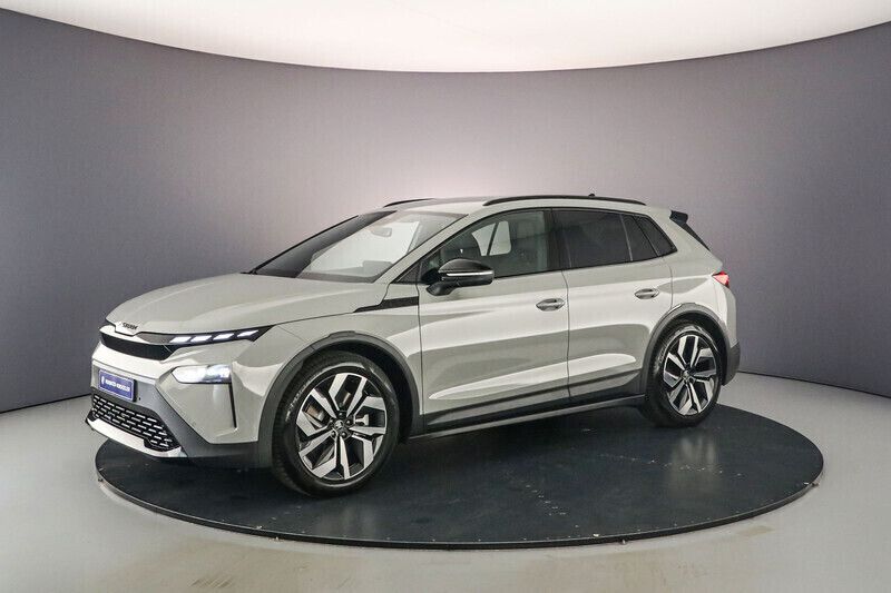 Grijs Nieuw 2025 Skoda Elroq SportLine SUV | € 50.390 (Eerlijke prijs) - Afbeelding 1/4