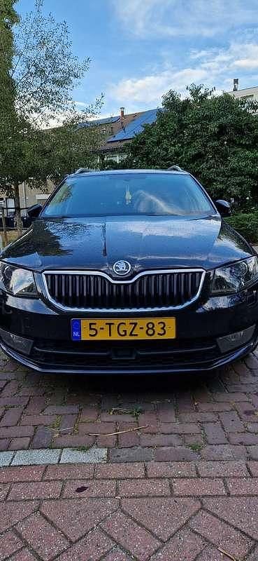 Gebruikt 2014 Skoda Octavia Elegance Stationwagen | € 9.600 (Eerlijke prijs) - Afbeelding 1/4