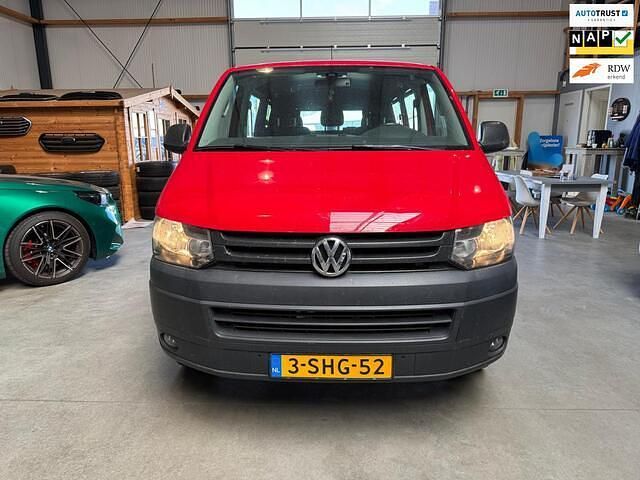 Rood Gebruikt 2013 VW T5 Highline Van | € 18.750 (Duur) - Afbeelding 1/4