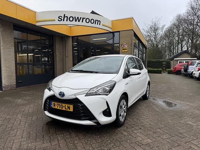 Occasion Toyota Yaris Active 61 PK (44 kW) 2019 Wit Hatchback