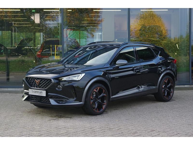 Zwart Occasion 2024 Cupra Formentor VZ SUV | € 34.700 (Eerlijke prijs) - Afbeelding 1/4