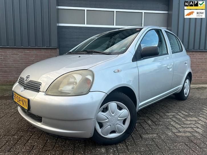 Occasion Toyota Yaris Sol 68 PK (50 kW) 1999 Grijs Hatchback