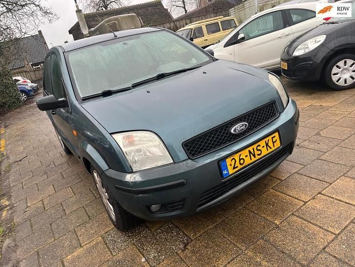 Groen Occasion 2004 Ford Fusion Trend MPV | € 899 (Goede deal) - Afbeelding 1/4