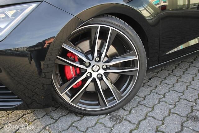 Occasion Seat Leon CUPRA 301 PK (221 kW) 2018 Zwart Hatchback