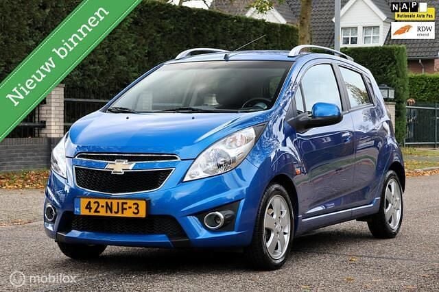 Blauw Gebruikt 2010 Chevrolet Spark LT Hatchback | € 5.495 (Duur) - Afbeelding 1/4