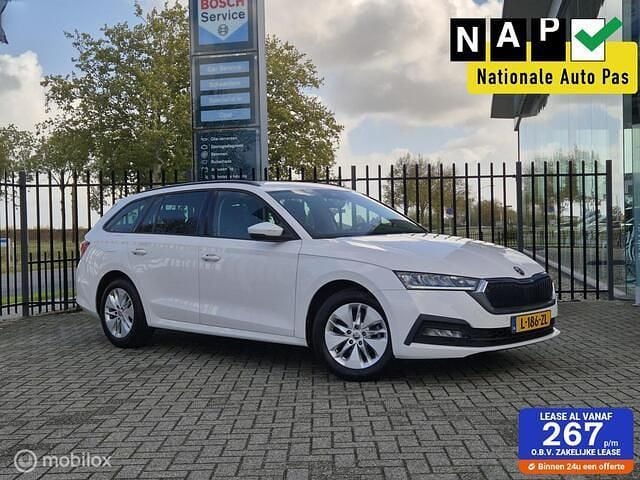 Wit Gebruikt 2021 Skoda Octavia Business Line Stationwagen | € 19.950 (Goede deal) - Afbeelding 1/4
