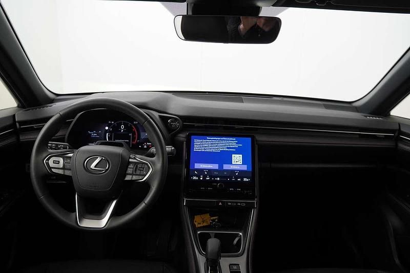 Occasion Lexus LBX 136 PK (100 kW) 2024 Grijs SUV