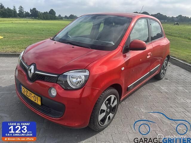 Rood Gebruikt 2015 Renault Twingo Authentique Hatchback | € 6.950 (Eerlijke prijs) - Afbeelding 1/4