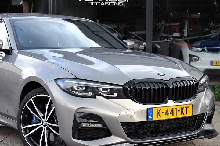 Occasion BMW 330e M Performance 2021 Grijs Sedan