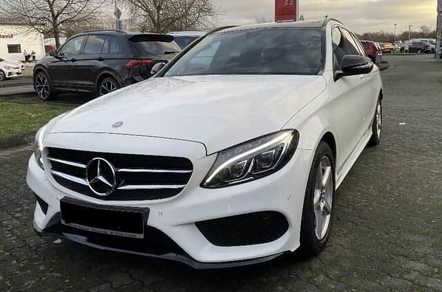 Wit Occasion 2016 Mercedes C200 AMG line Stationwagen | € 21.450 (Eerlijke prijs) - Afbeelding 1/4