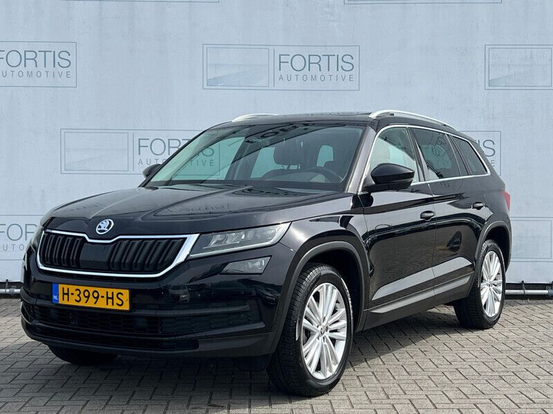 Zwart Gebruikt 2020 Skoda Kodiaq Business Line SUV | € 28.900 (Iets duurder) - Afbeelding 1/4