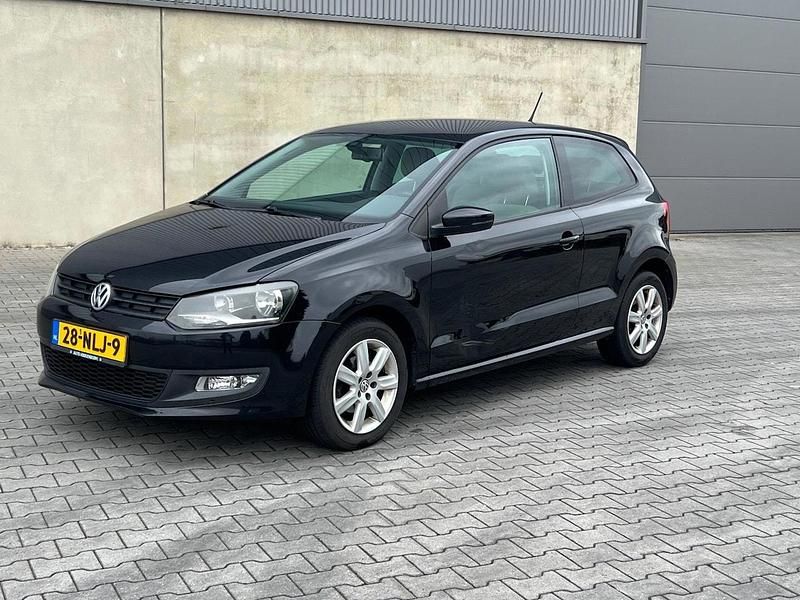 Zwart Gebruikt 2010 VW Polo Highline Hatchback | € 1.950 (Super prijs) - Afbeelding 1/4