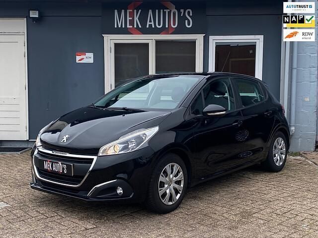 Zwart Gebruikt 2017 Peugeot 208 Hatchback | € 7.744 (Eerlijke prijs) - Afbeelding 1/4