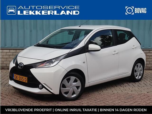 Wit Gebruikt 2018 Toyota Aygo Hatchback | € 10.695 (Eerlijke prijs) - Afbeelding 1/4