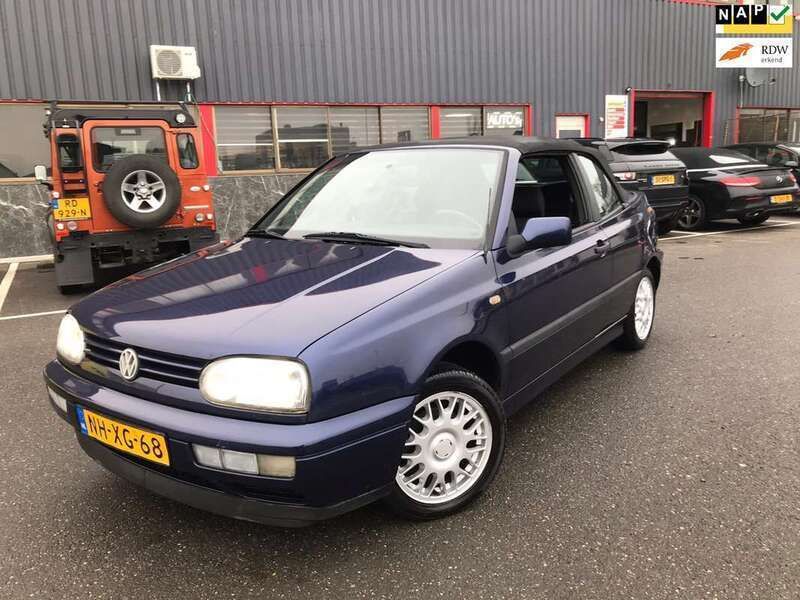 Blauw, metallic lak Gebruikt 1996 VW Golf Cabriolet S Cabriolet | € 3.999 (Eerlijke prijs) - Afbeelding 1/4