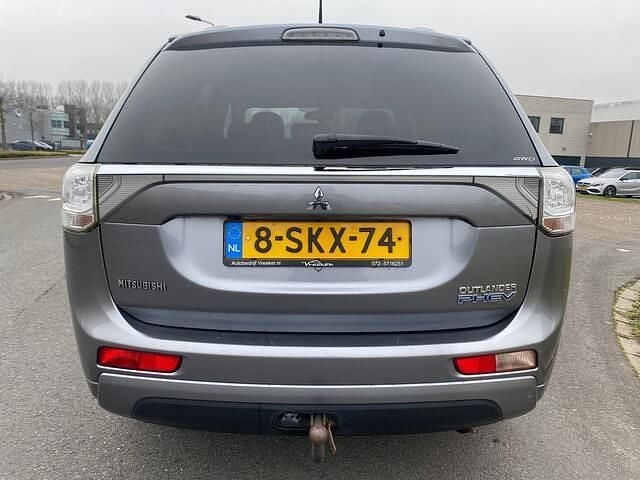 Occasion Mitsubishi Outlander Intense+ 121 PK (88 kW) 2013 Grijs SUV