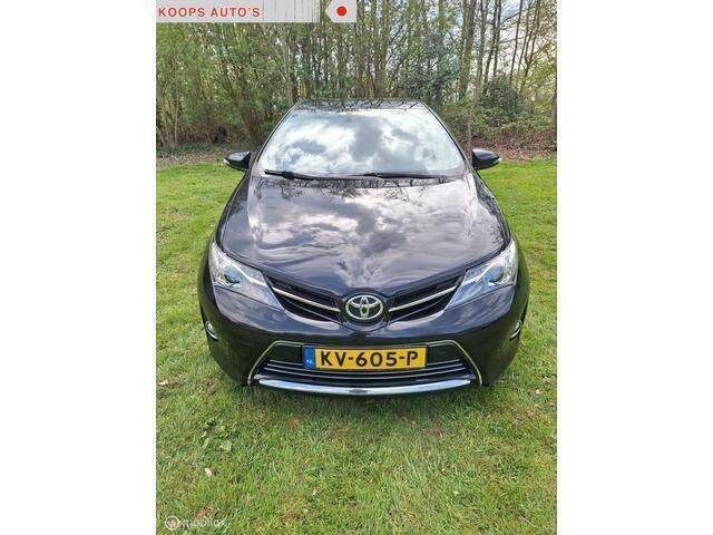 Zwart Gebruikt 2014 Toyota Auris Hatchback | € 12.450 (Eerlijke prijs) - Afbeelding 1/4