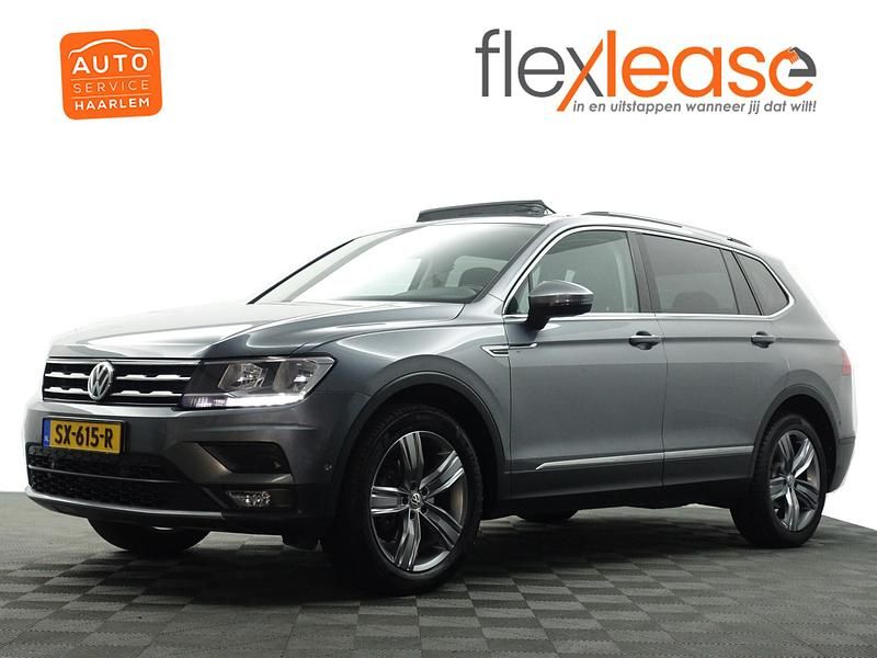 Grijs Gebruikt 2018 VW Tiguan Highline SUV | € 29.900 (Duur) - Afbeelding 1/4