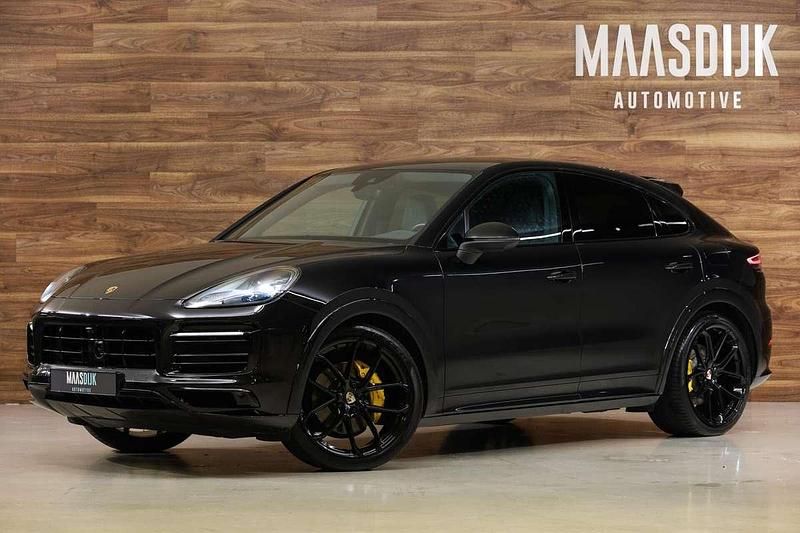 Zwart Gebruikt 2022 Porsche Cayenne Chrono SUV | € 88.740 (Eerlijke prijs) - Afbeelding 1/3