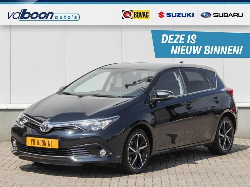 Zwart Gebruikt 2017 Toyota Auris Hatchback | € 15.790 (Eerlijke prijs) - Afbeelding 1/4