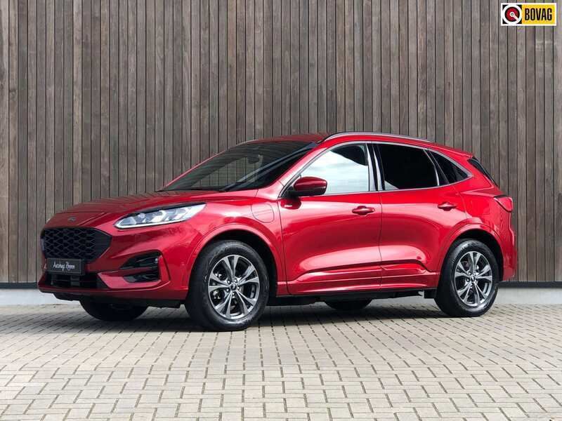 Rood, metallic lak Gebruikt 2023 Ford Kuga ST-Line X SUV | € 29.900 (Super prijs) - Afbeelding 1/4
