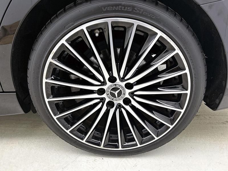 Occasion Mercedes C180 AMG line 170 PK (125 kW) 2022 Zwart Stationwagen