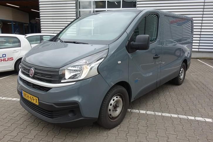 Grijs Occasion 2021 Fiat Talento MPV | € 15.500 (Goede deal) - Afbeelding 1/4