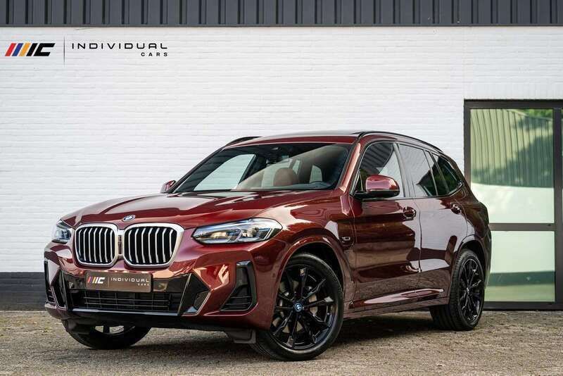 Rood Gebruikt 2022 BMW X3 M Sport SUV | € 53.995 (Iets duurder) - Afbeelding 1/4