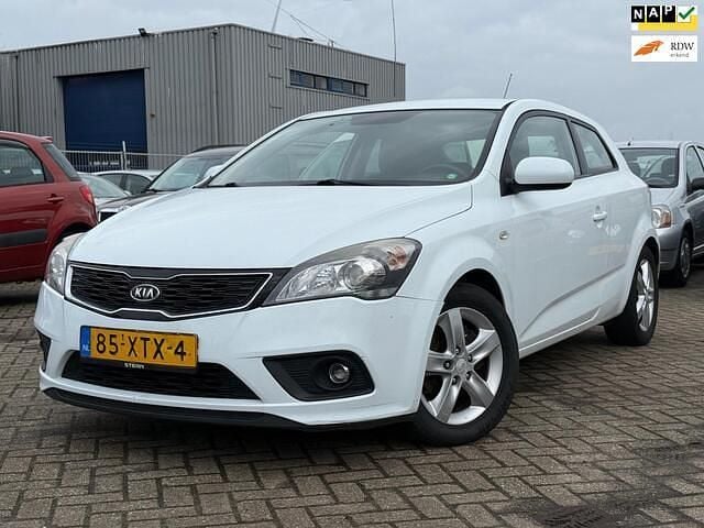 Occasion Kia ProCeed Plus 105 PK (77 kW) 2012 Wit Hatchback