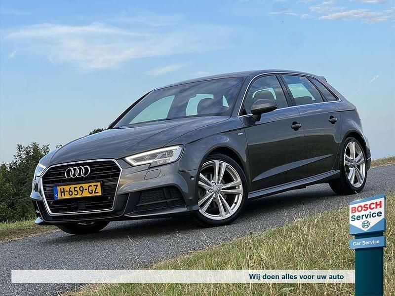Grijs Gebruikt 2016 Audi A3 S-Line Hatchback | € 15.900 (Eerlijke prijs) - Afbeelding 1/4