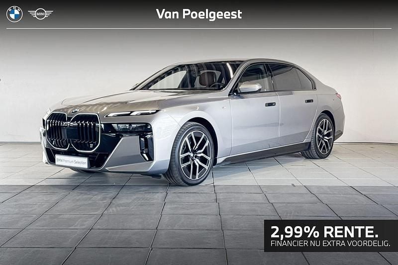 Grijs Gebruikt 2024 BMW i7 M Sport Sedan | € 84.995 (Super prijs) - Afbeelding 1/4