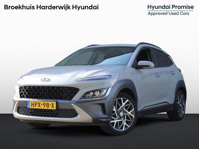 Grijs, metallic lak Gebruikt 2021 Hyundai Kona SUV | € 21.900 (Eerlijke prijs) - Afbeelding 1/1