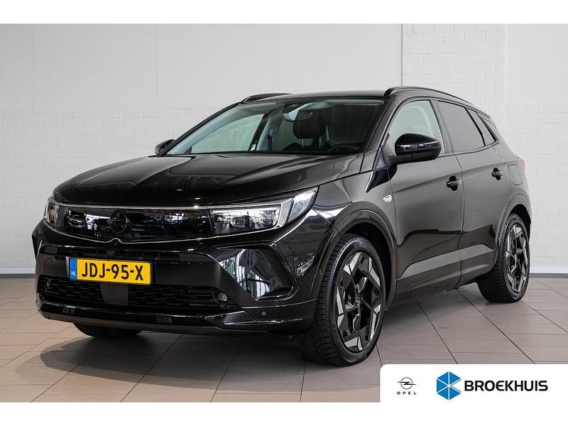 Zwart Gebruikt 2023 Opel Grandland X GSe SUV | € 29.995 (Eerlijke prijs) - Afbeelding 1/4