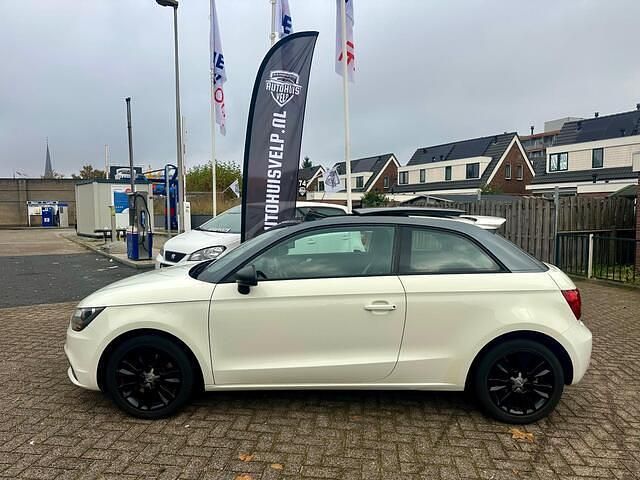 Occasion Audi A1 Design 122 PK (89 kW) 2011 Wit (metallic) Hatchback