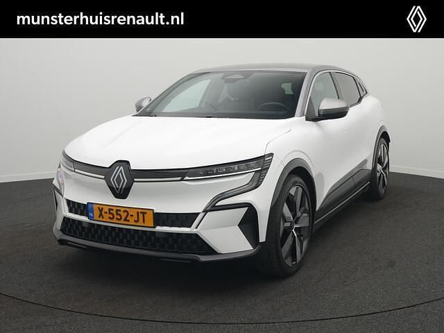 Wit metallic Gebruikt 2023 Renault Mégane Techno Hatchback | € 25.950 (Goede deal) - Afbeelding 1/4