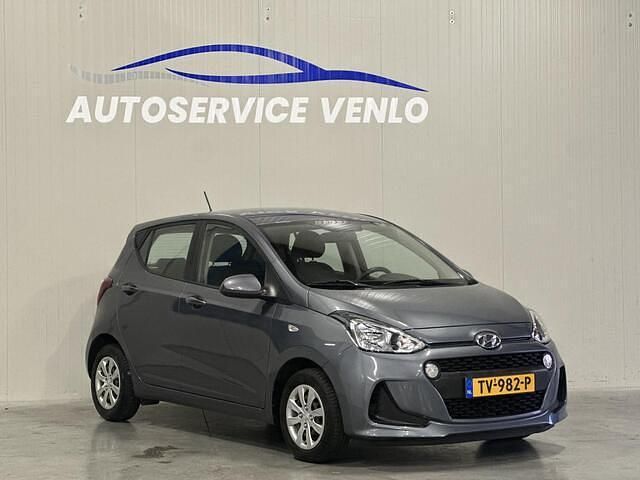 Grijs (metallic) Gebruikt 2019 Hyundai i10 Premium Hatchback | € 8.450 (Goede deal) - Afbeelding 1/4
