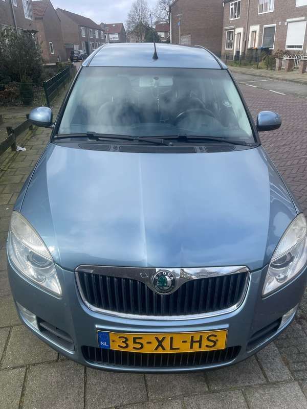 Blauw Gebruikt 2007 Skoda Roomster Comfort Stationwagen | € 4.500 - Afbeelding 1/4