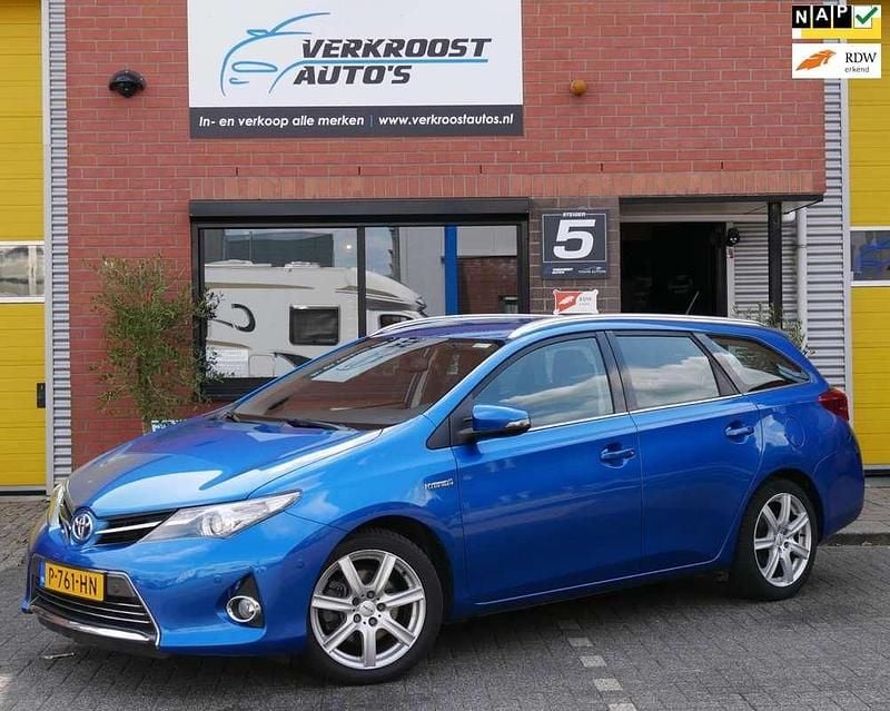 Blauw Gebruikt 2014 Toyota Auris Touring Sports Executive Stationwagen | € 12.950 (Goede deal) - Afbeelding 1/4