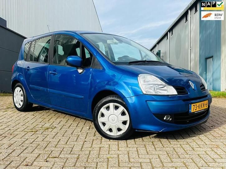Gebruikt 2010 Renault Grand Modus Dynamique MPV | € 1.999 (Eerlijke prijs) - Afbeelding 1/4