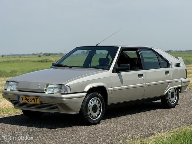 Bruin Gebruikt 1992 Citroën BX Hatchback | € 8.950 - Afbeelding 1/4