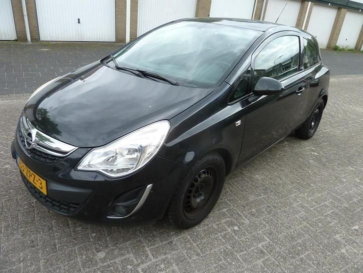 Occasion Opel Corsa Edition 86 PK (63 kW) 2013 Zwart Hatchback