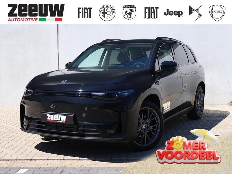 Grijs, metallic lak Nieuw 2025 Leapmotor C10 SUV | € 41.350 - Afbeelding 1/4