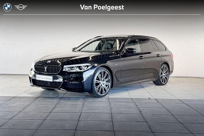 Zwart Gebruikt 2020 BMW 540 Executive Stationwagen | € 49.995 (Iets duurder) - Afbeelding 1/4