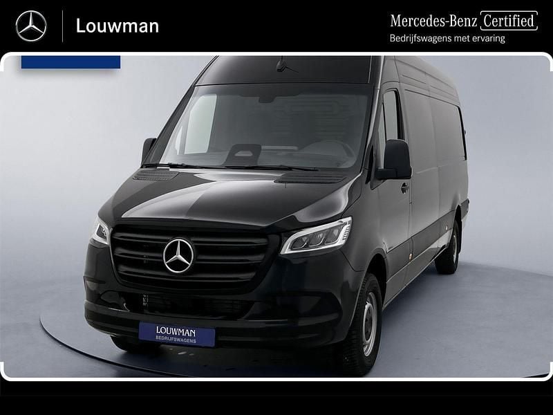 Zwart Gebruikt 2024 Mercedes Sprinter Van | € 53.745 (Iets duurder) - Afbeelding 1/4
